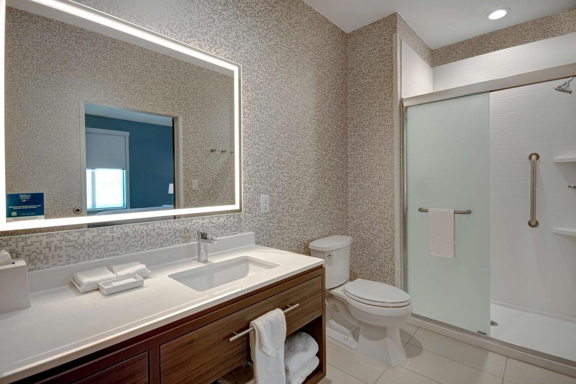 Home2 Suites By Hilton Burleson Extérieur photo